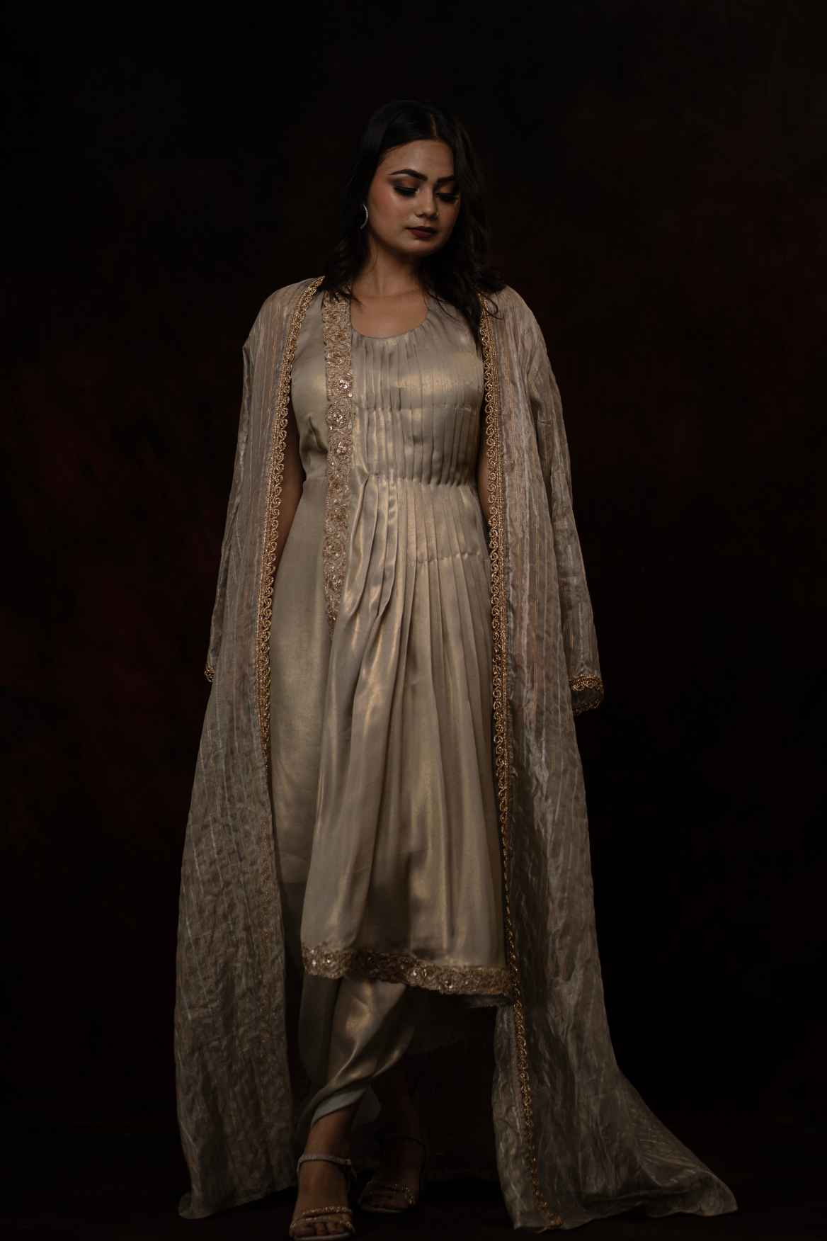 Cowled tunic with tissue shrug